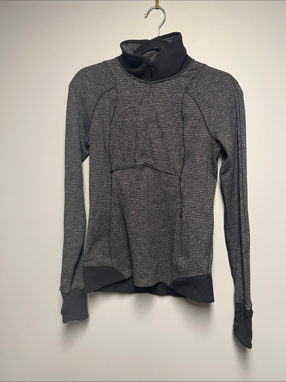 lululemon athletica Heathered Gray Long-Sleeve Pullover